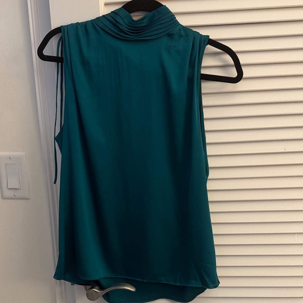 White House Black Market Teal Sleeveless Blouse